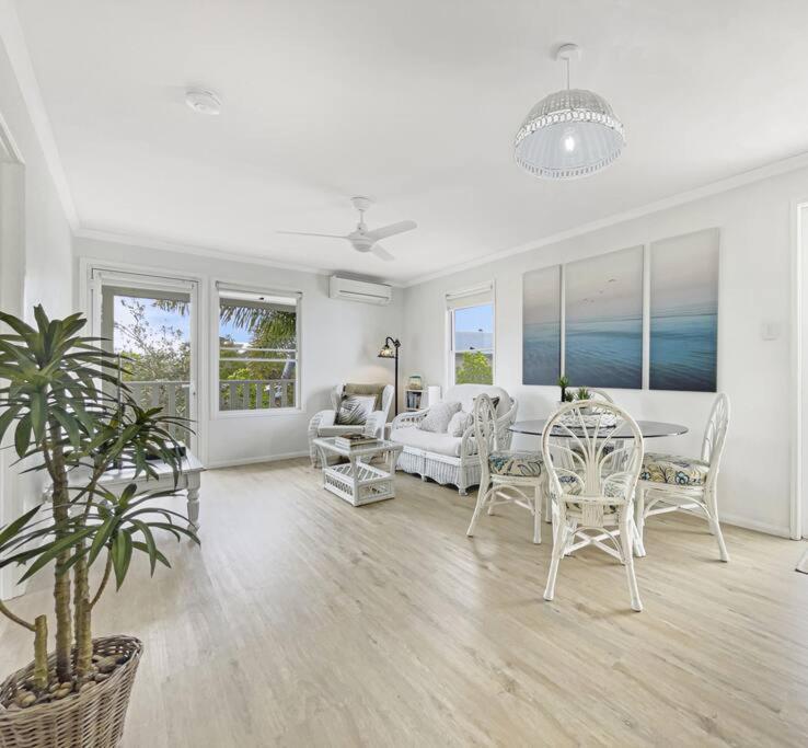 Studio Seaside Self-Contained Apartment Маркула Екстериор снимка